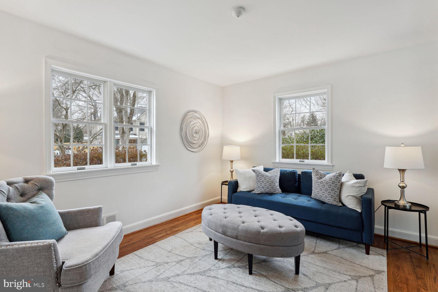 4507 Puller Drive Kensington, MD 20895 - Photo 5 of 30 Living Room