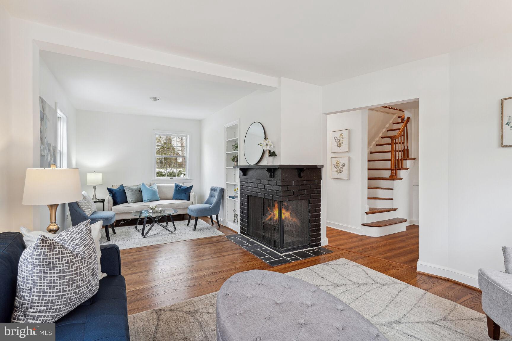 4507 Puller Drive Kensington, MD 20895 - Photo 7 of 30 Living Room
