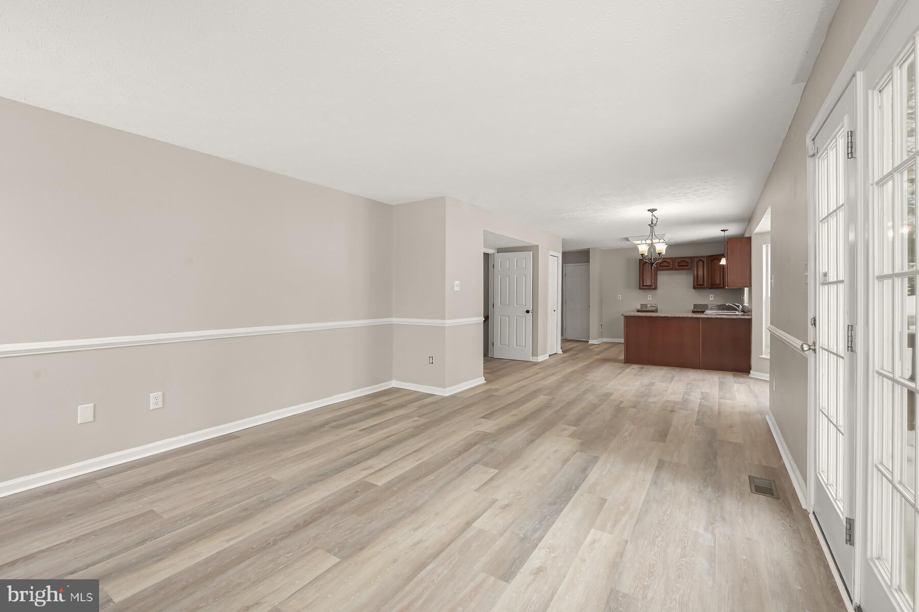 6814 King Road Boonsboro, MD 21713 - Photo 15 of 40 Open, spacious living