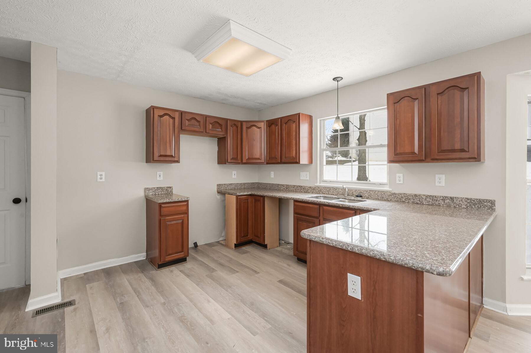 6814 King Road Boonsboro, MD 21713 - Photo 9 of 40 All New SS Appliances ordered & will be installed