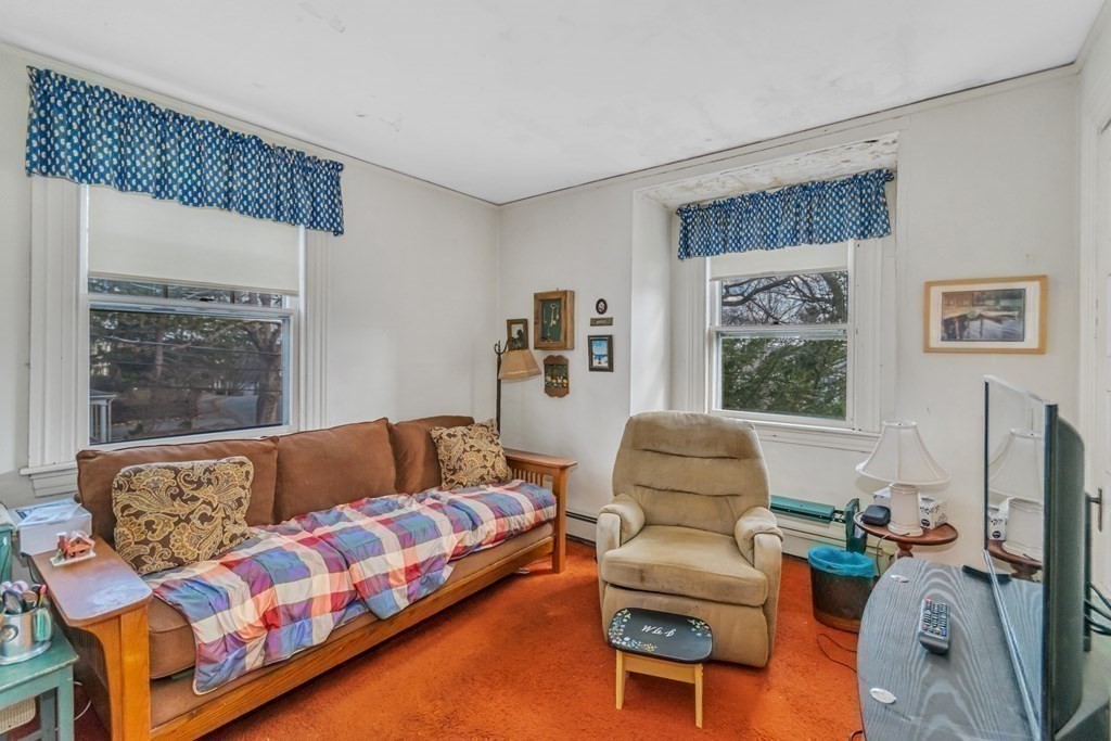 88 Crest Road Wellesley, MA 02482 - Photo 16 of 22