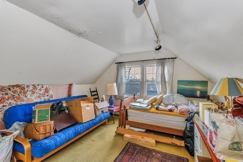 88 Crest Road Wellesley, MA 02482 - Photo 21 of 22