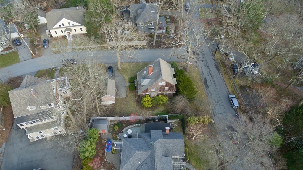 88 Crest Road Wellesley, MA 02482 - Photo 8 of 22