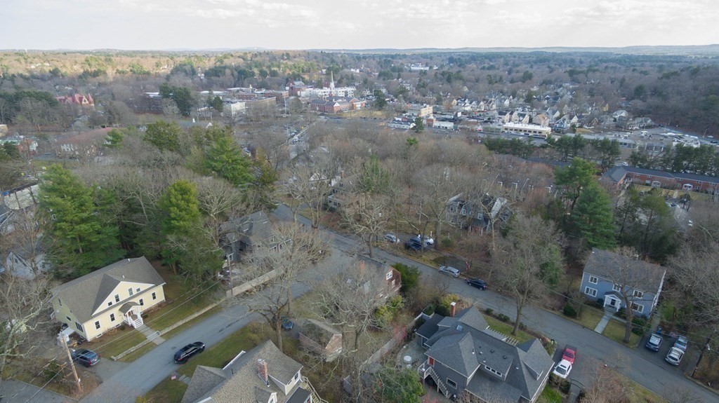 88 Crest Road Wellesley, MA 02482 - Photo 9 of 22