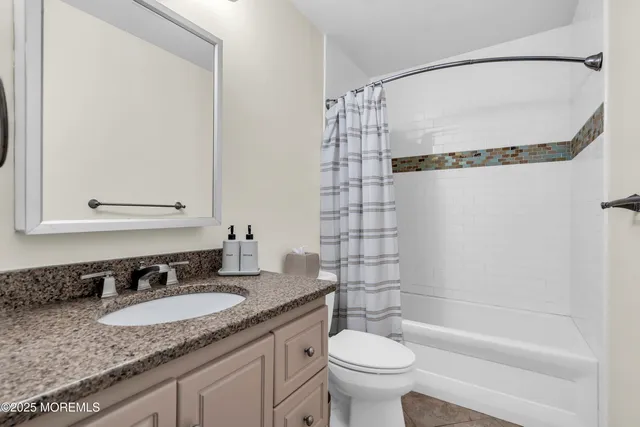 $899,000 | 1388 White Spruce Drive, Toms River, NJ 08753