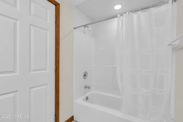 $899,000 | 1388 White Spruce Drive, Toms River, NJ 08753