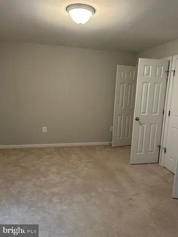 $1,800 | 16272 Eagle Flight Circle, Woodbridge, VA 22191