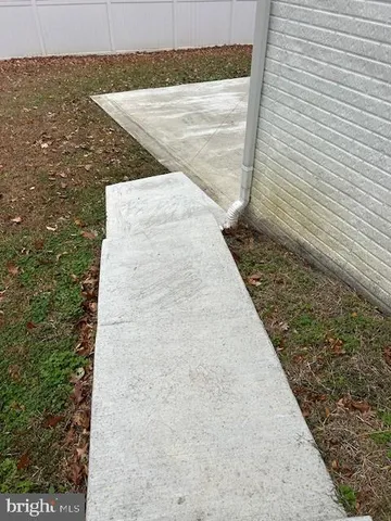 $1,800 | 16272 Eagle Flight Circle, Woodbridge, VA 22191