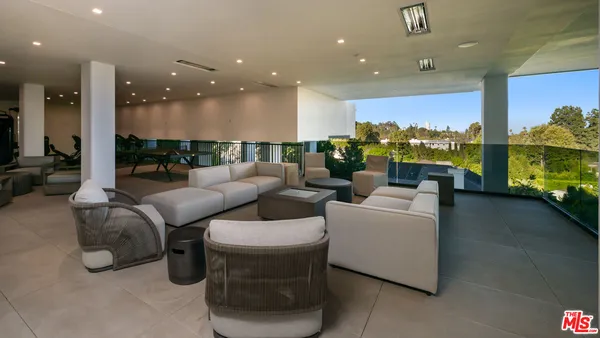 $175,000 | 1140 Summit Drive, Beverly Hills, CA 90210