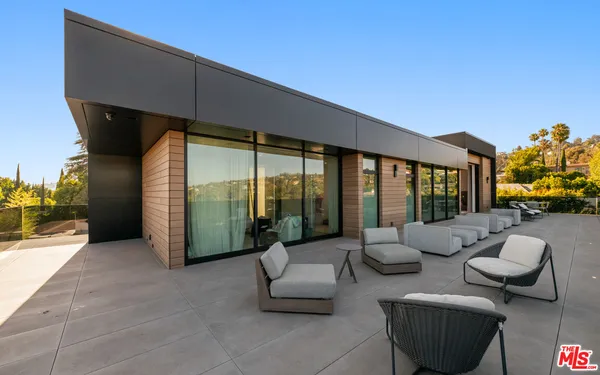 $175,000 | 1140 Summit Drive, Beverly Hills, CA 90210