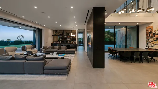 $175,000 | 1140 Summit Drive, Beverly Hills, CA 90210