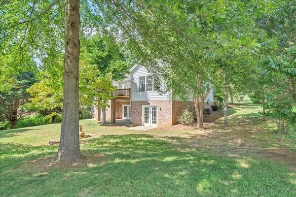 $519,950 | 141 Chestnut Creek Drive, Hardy, VA 24101