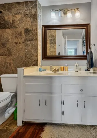 $1,500 | 3415 West End Avenue, Unit 310, Nashville, TN 37203