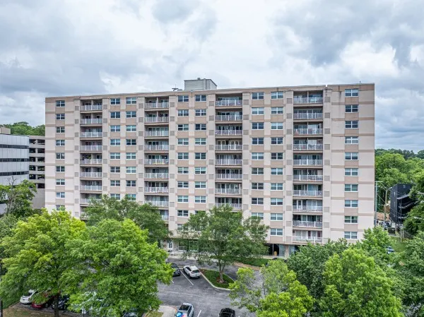 $1,500 | 3415 West End Avenue, Unit 310, Nashville, TN 37203