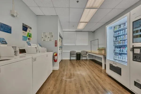 $1,500 | 3415 West End Avenue, Unit 310, Nashville, TN 37203