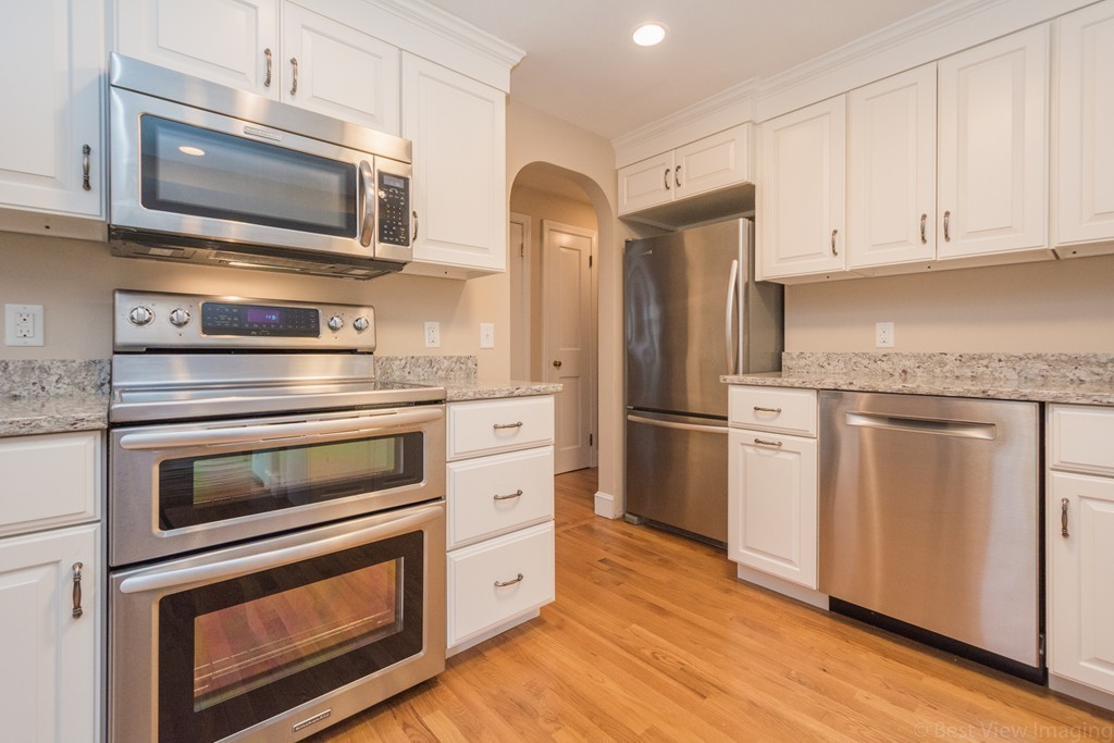69 Charter Road Acton, MA 01720 - Photo 5 of 27 Gallery Image 5