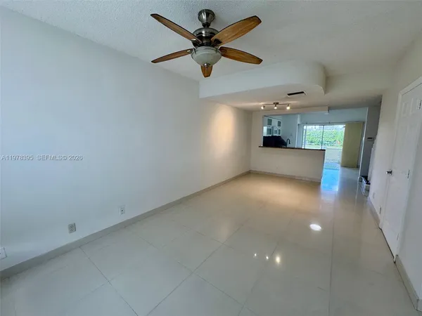 $2,400 | 44 Key W Court, Unit 44, Weston, FL 33326