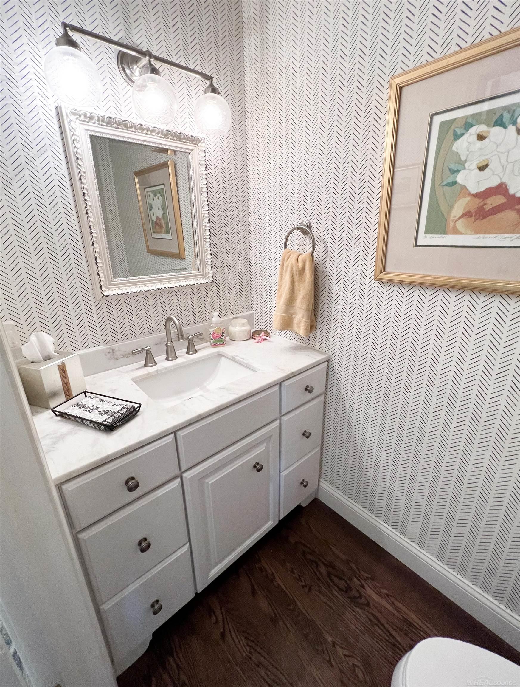 763 East Brookwood Rochester Hills Rochester, MI 48309 - Photo 31 of 60
