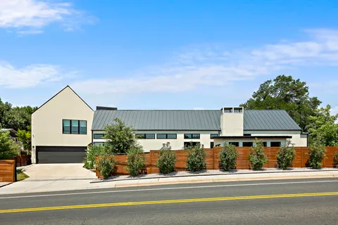 $2,395,000 | 2116 Kenwood Avenue, Austin, TX 78704