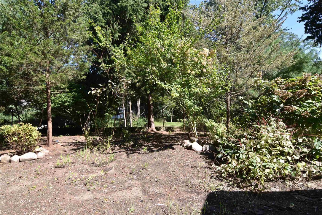 339 Old River Road Lincoln, RI 02838 - Photo 29 of 31 Gallery Image 29