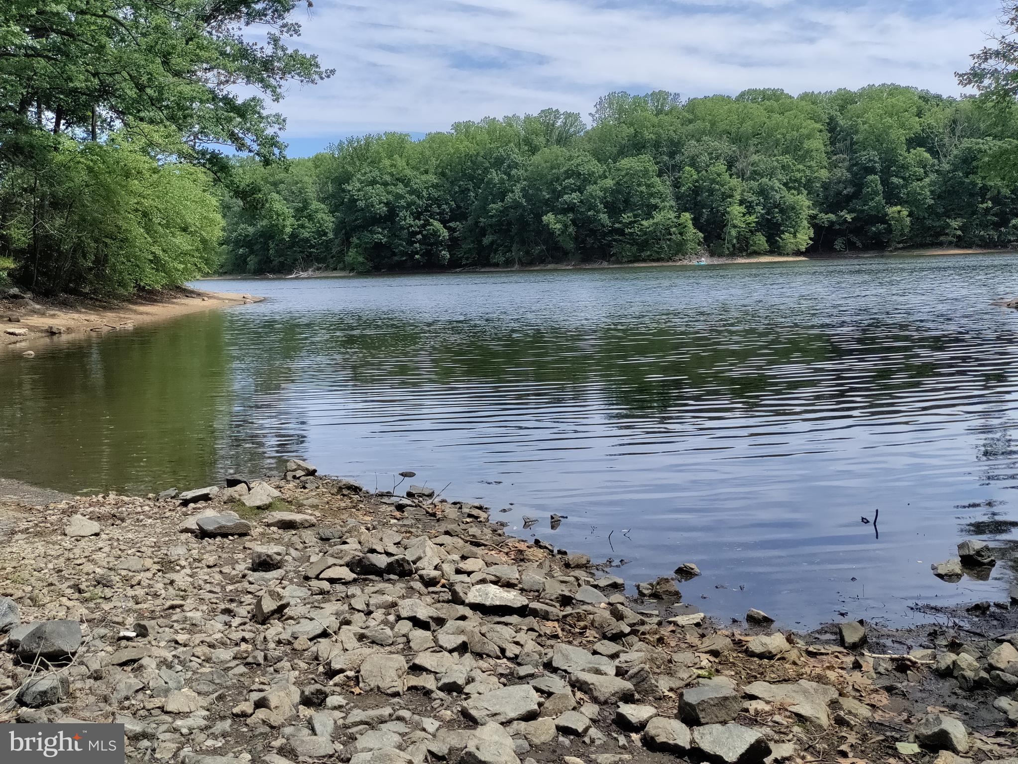 15800 Kerr Road Laurel, MD 20707 - Photo 53 of 58 Hike along the coastline