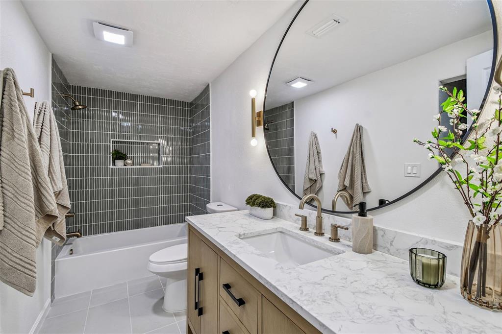 3320 West Villa Rosa Street Tampa, FL 33611 - Photo 15 of 63