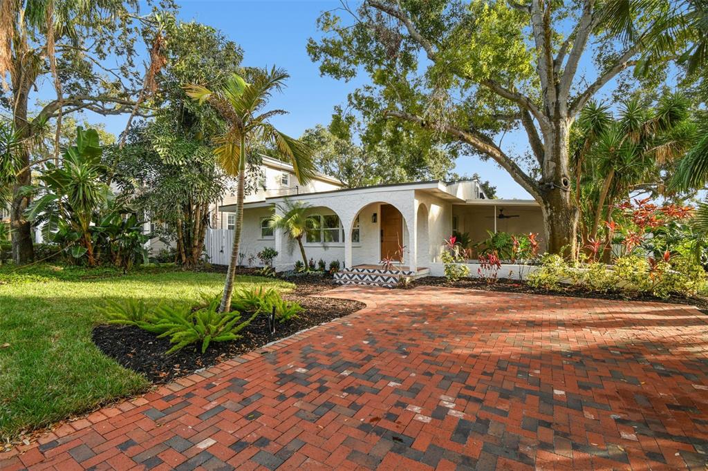 3320 West Villa Rosa Street Tampa, FL 33611 - Photo 2 of 63