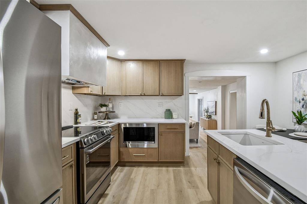 3320 West Villa Rosa Street Tampa, FL 33611 - Photo 25 of 63