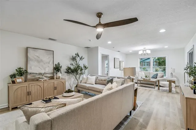 $974,999 | 3320 West Villa Rosa Street, Tampa, FL 33611