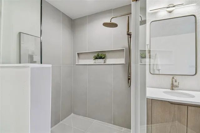 $974,999 | 3320 West Villa Rosa Street, Tampa, FL 33611