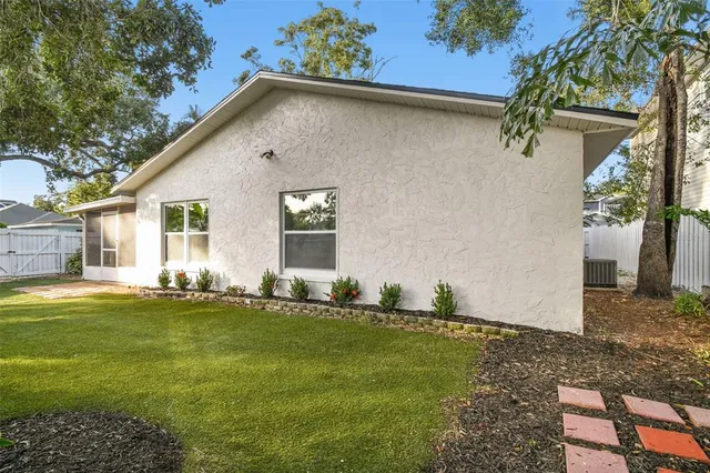 $974,999 | 3320 West Villa Rosa Street, Tampa, FL 33611