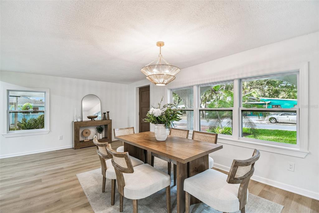 3320 West Villa Rosa Street Tampa, FL 33611 - Photo 7 of 63