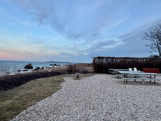 $1,175,000 | 350 Soundview Road, Orient, NY 11957