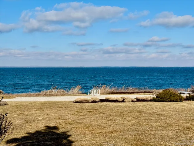 $1,175,000 | 350 Soundview Road, Orient, NY 11957