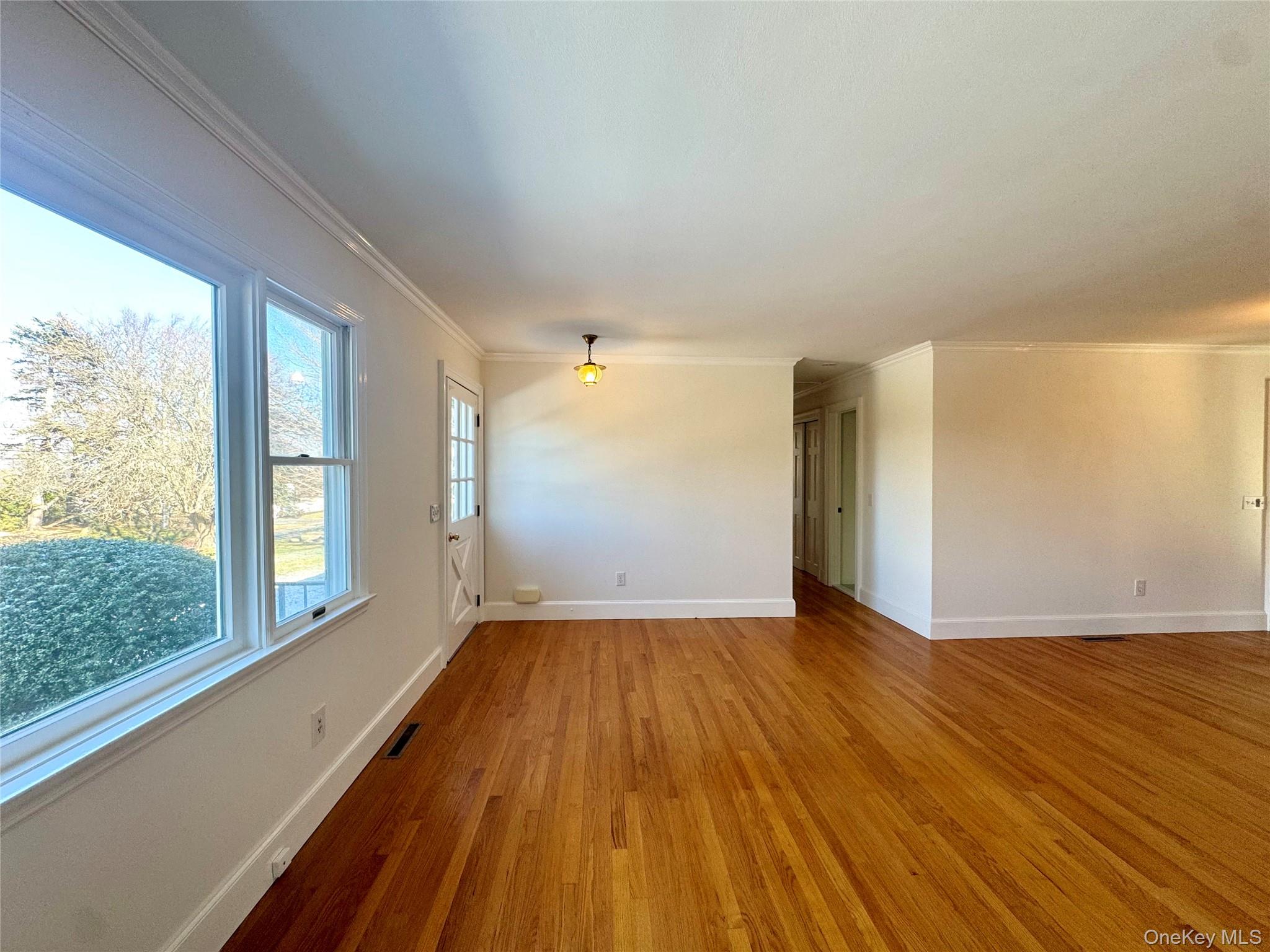 350 Soundview Road Orient, NY 11957 - Photo 10 of 17