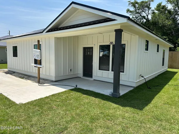 $299,900 | 305 Detroit Avenue, Panama City, FL 32401