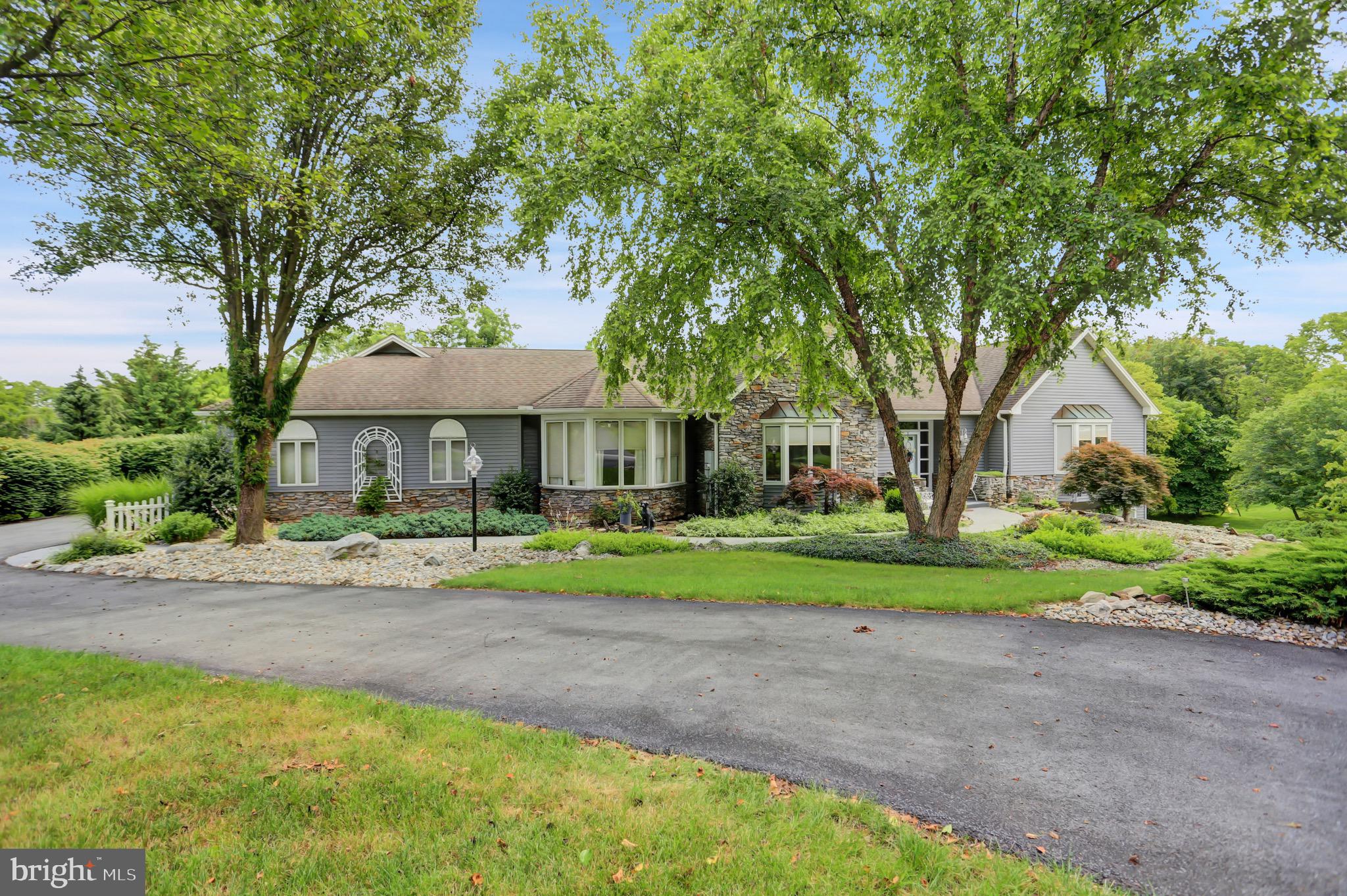 96 Wheatland Road Lewisberry, PA 17339 - Photo 3 of 79 Gallery Image 3