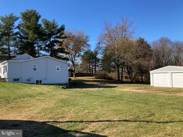 819 Maytown Road Elizabethtown, PA 17022 - Photo 4 of 32
