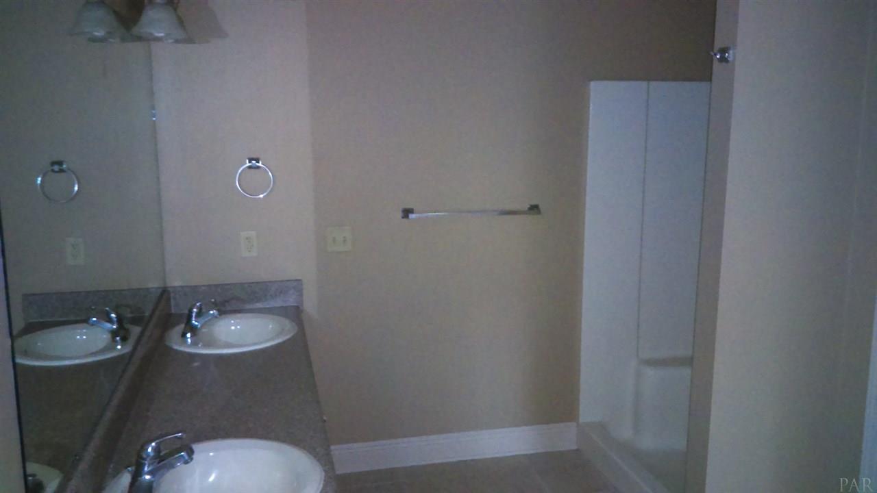 4637 Van Horn Road Milton, FL 32583 - Photo 9 of 16 Gallery Image 9