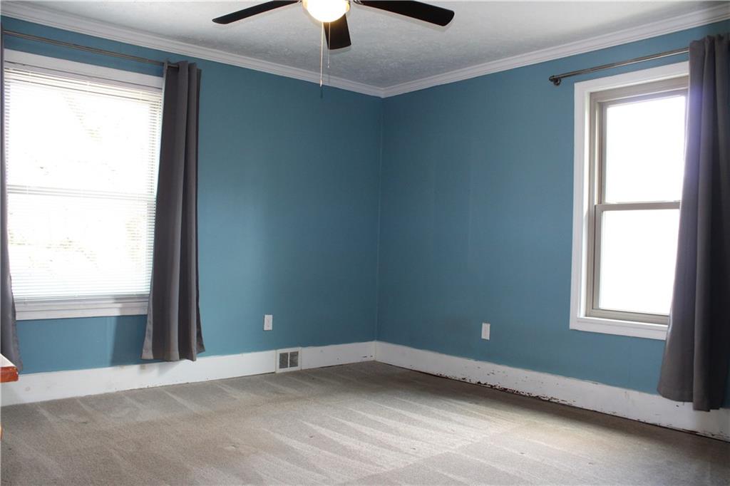 1089 Main Street Coraopolis, PA 15108 - Photo 6 of 14