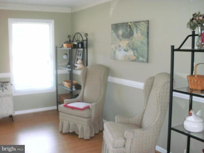 2640 Leslie Road Mount Airy, MD 21771 - Photo 14 of 16 Living Room