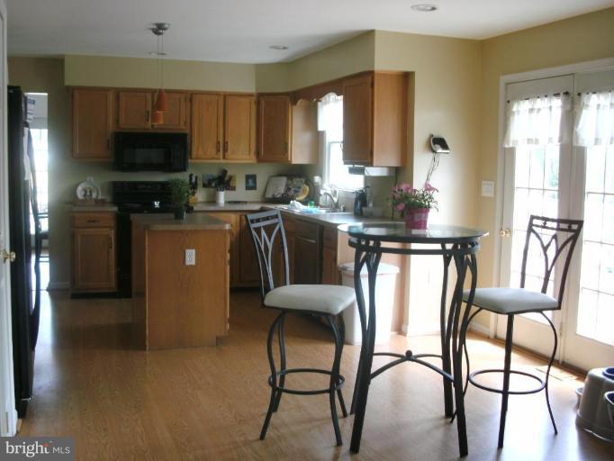 2640 Leslie Road Mount Airy, MD 21771 - Photo 3 of 16 Breakfast Area