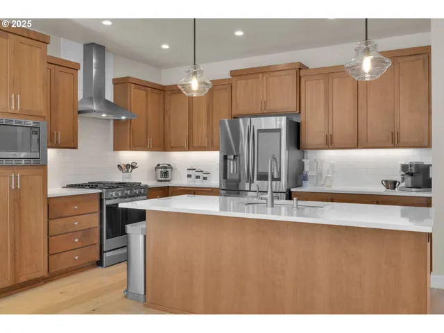 $575,000 | 1004 South 46th Street, Springfield, OR 97478