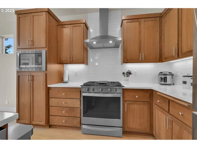 $575,000 | 1004 South 46th Street, Springfield, OR 97478