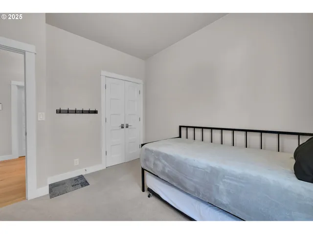 $575,000 | 1004 South 46th Street, Springfield, OR 97478