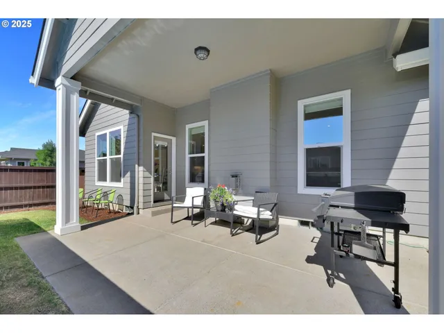 $575,000 | 1004 South 46th Street, Springfield, OR 97478