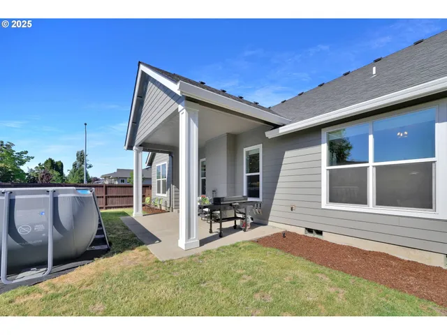 $575,000 | 1004 South 46th Street, Springfield, OR 97478