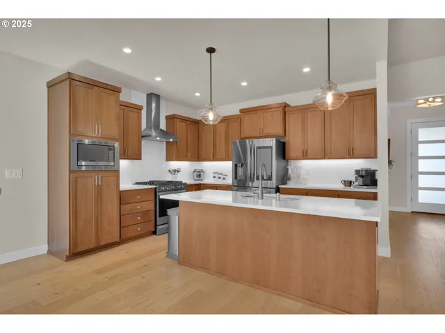 $575,000 | 1004 South 46th Street, Springfield, OR 97478