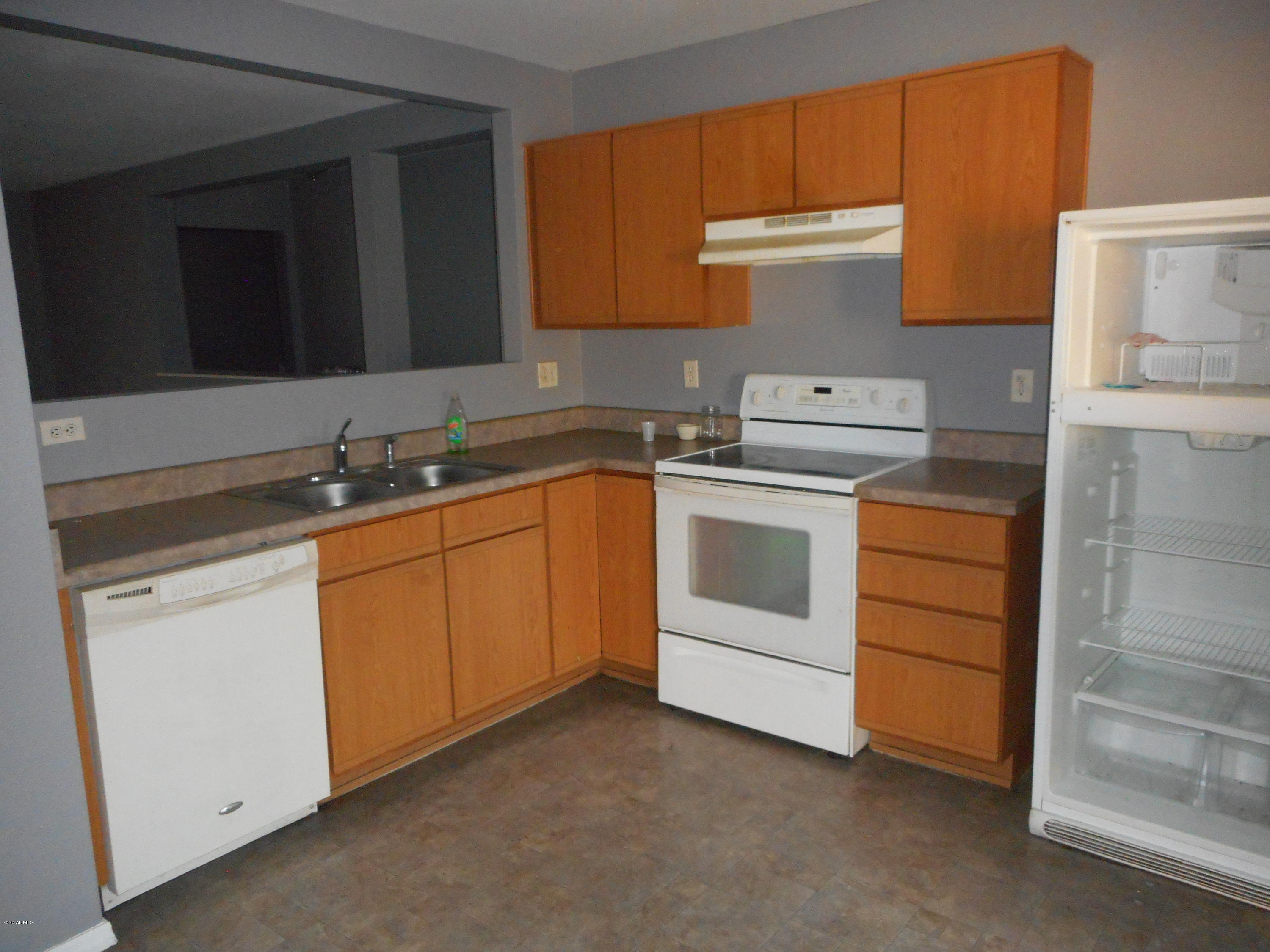 11617 West Bloomfield Road El Mirage, AZ 85335 - Photo 5 of 10 DSCN0633