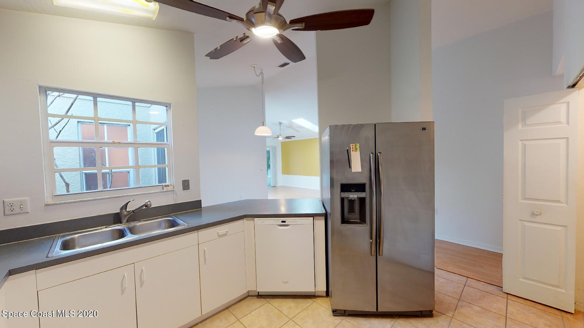 322 Myrtlewood Road Melbourne, FL 32940 - Photo 15 of 40 322-Myrtlewood-Rd-01182021_183006